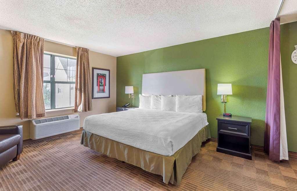 Extended Stay America Select Suites - Chicago - Downers Grove Room photo